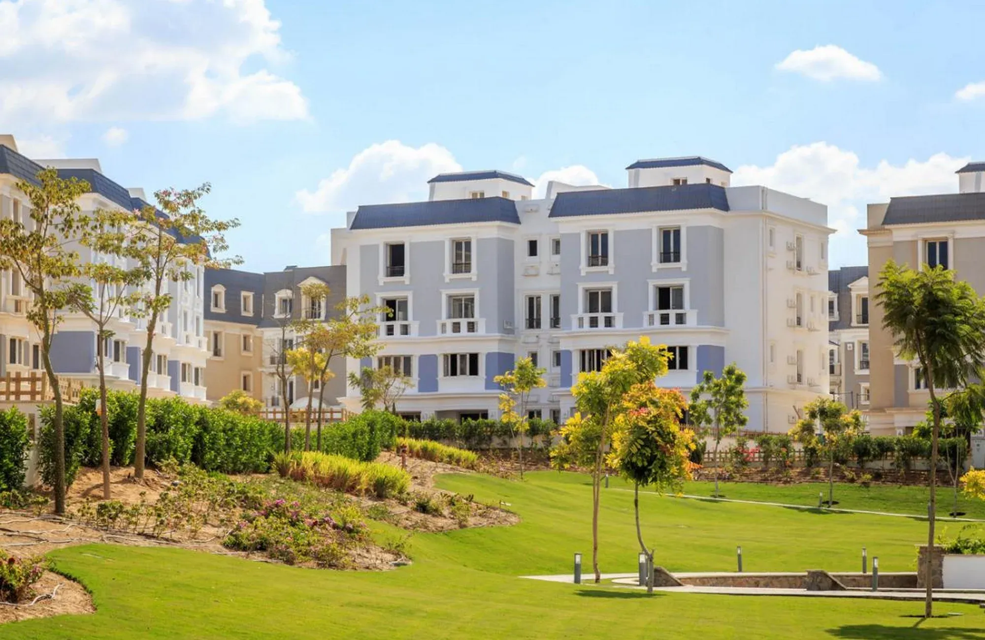 Giza Plateau Living